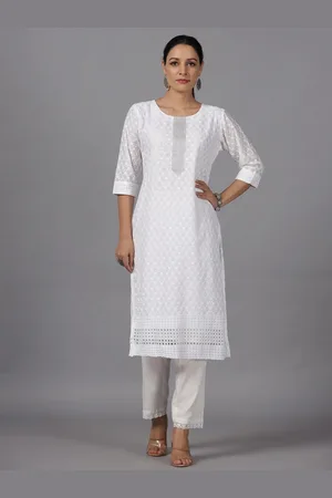 Amchoor Floral Embroidered Sequined Chikankari Kurta