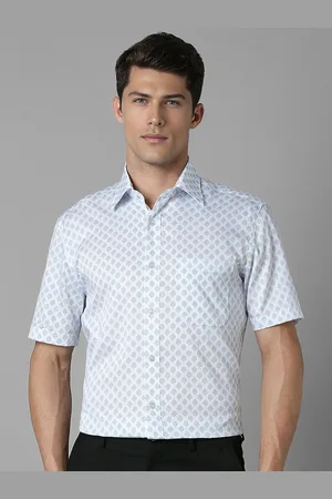 Louis Philippe Men Classic Spread Collar Geometric Printed Cotton Formal Shirt