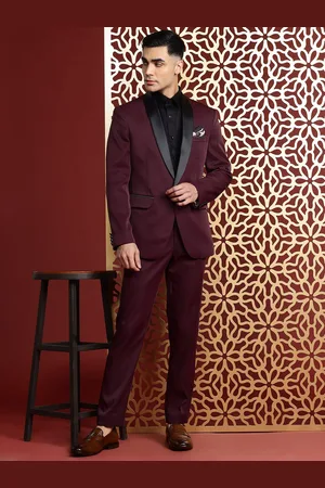 MANQ Men Slim Fit Tuxedo Suit