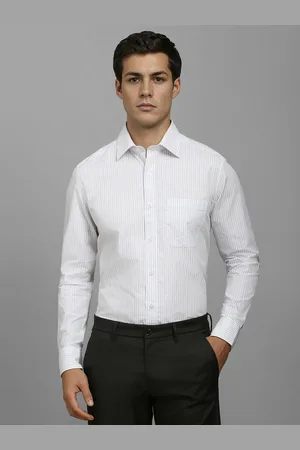 Louis Philippe Men Classic Fit Spread Collar Vertical Striped Cotton Formal Shirt