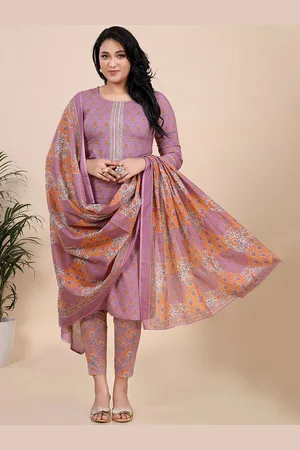 Amchoor Floral Printed Straight Kurti With Trouser & Dupatta