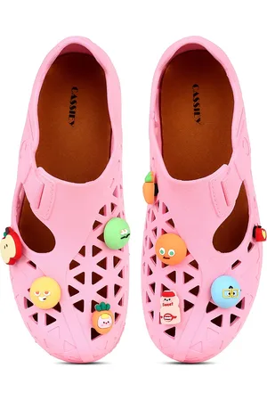 CASSIEY Women Rubber Slip-On