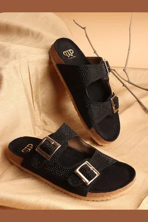 THE WHITE POLE WomenTrending Flat Floter Sandal