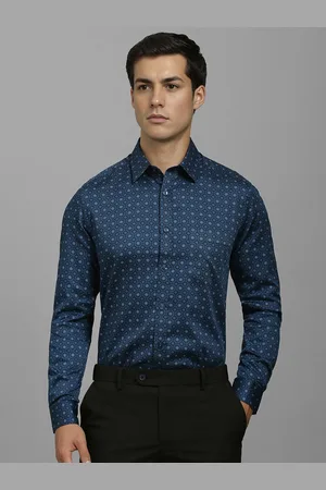 Louis Philippe Men Classic Fit Spread Collar Geometric Printed Cotton Formal Shirt