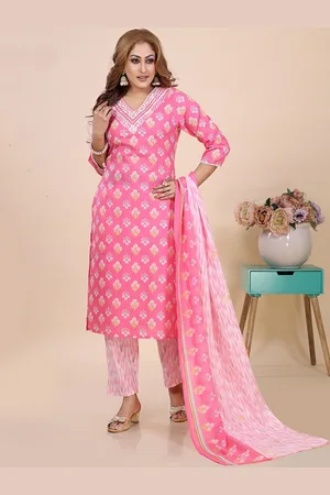 Amchoor Floral Printed V-Neck Three-Quarter Sleeves Straight Kurta with Trousers & Dupatta