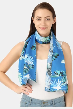 Llak Jeans Women Blue & White Printed Stole