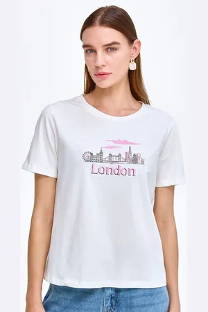 COVER STORY Women Graphic Printed Round Neck Cotton T-shirt