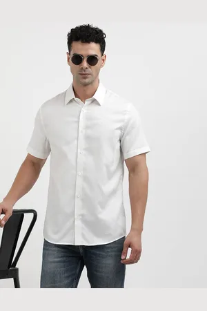 Calvin Klein Men Solid Slim Fit Opaque Casual Shirt
