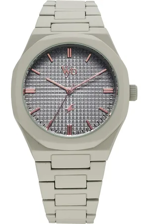 Fastrack Men Textured Dial & Bracelet Style Straps Analogue Watch FV30015QM01W