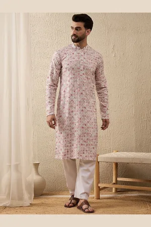 SWAGG INDIA Floral Embroidered Thread Work Mandarin Collar Straight Kurta