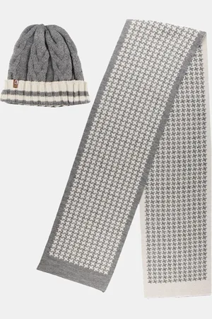 Bharatasya Men Self Design Knitted Acrylic Beanie With Muffler