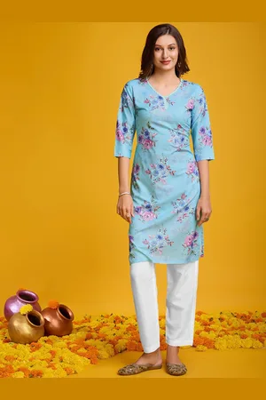 Ishin Floral Printed V-Neck Three-Quarter Sleeves Crepe Kurta