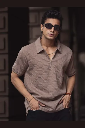 Powerlook Men Solid Polo Collar T-Shirt