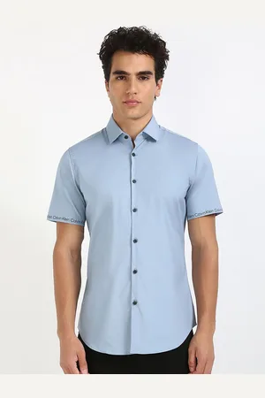 Calvin Klein Men Spread Collar Solid Cotton Casual Shirt