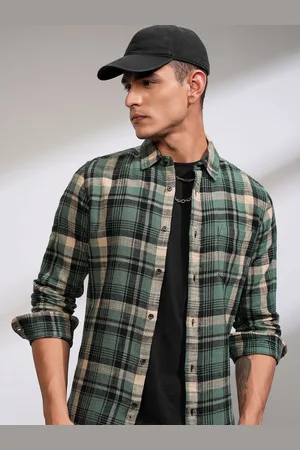 Highlander Men Slim Fit Opaque Checked Casual Shirt