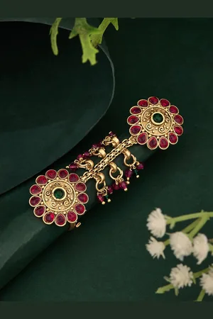 ATIBELLE Gold Plated Artificial Stone Studded And Beaded Floral Shaped Finger Ring