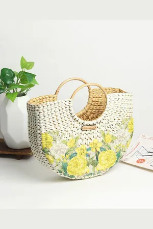 HABERE INDIA Women Floral Printed Half Moon Tote Bag
