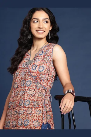 Taavi Printed Indie Florals Kalamkari Kurta