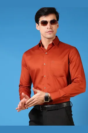V-Mart Men Slim Fit Spread Collar Solid Cotton Formal Shirt