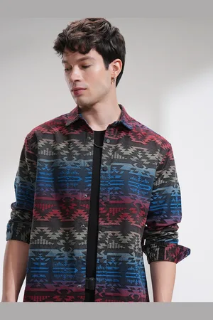 Highlander Men Relaxed Fit Spread Collar Geometric Printed Casual Shirt
