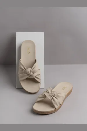 Inc 5 Women Open Toe Flats with Bows