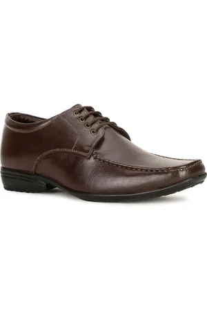 Bata Men Textured Formal Derbys