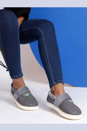 CASSIEY Slip on Women Casual Shoes