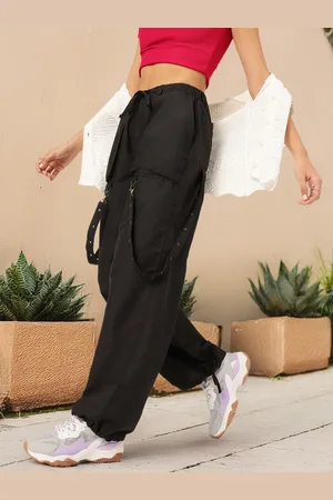 DressBerry Comfy & Classy Women Cargo-Style Relaxed Joggers