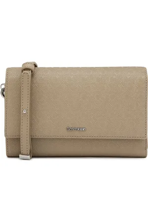 Calvin Klein Women PU Fashion Wallets