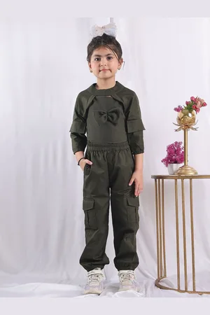 NEUDIS Girls Shoulder Straps Top With Joggers & Jacket
