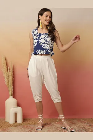Sangria Floral Printed Crop Top With Capri