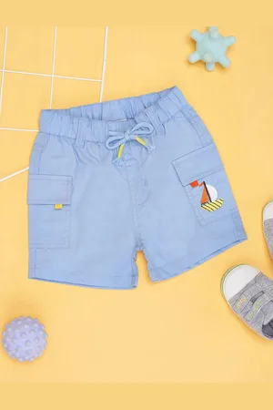 Pantaloons Boys Mid-Rise Regular Fit Pure Cotton Shorts