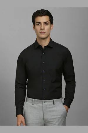 Louis Philippe Men Slim Fit Spread Collar Solid Cotton Formal Shirt
