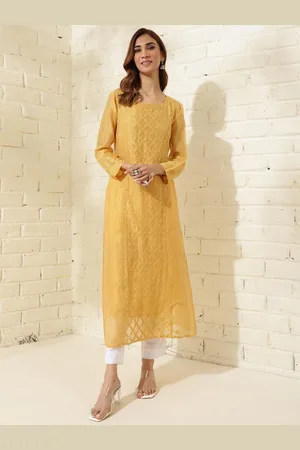 Fabindia Floral Embroidered Boat Neck Chikankari Cotton Silk Straight Kurta With Slip
