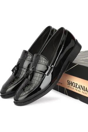SHOZANIA Men Textured Leather Formal Loafers