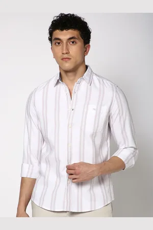Blue Buddha Men Tailored Fit Spread Collar Vertical Striped Cotton Casual Shirt