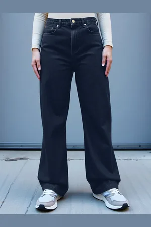 Bewakoof Women Straight Fit High-Rise Baggy Jeans