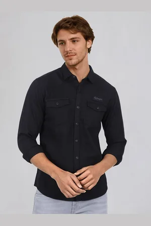 Wrangler Men Cutaway Collar Solid Cotton Casual Shirt