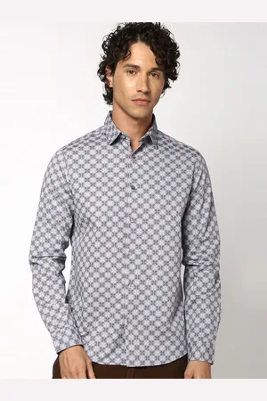 Blue Buddha Men Tailored Fit Spread Collar Geometric Printed Cotton Casual Shirt
