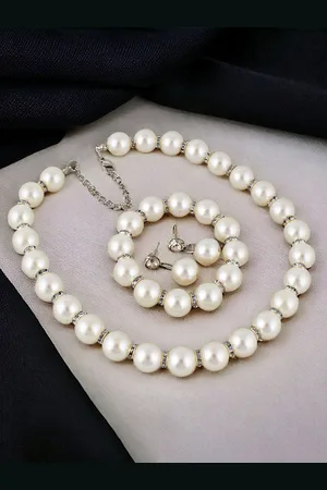 Lucky Jewellery Beaded Necklace Set With Bracelet And Earring