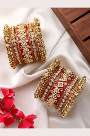 Leshya Set Of 18 Kundan Studded & Beaded Bangles