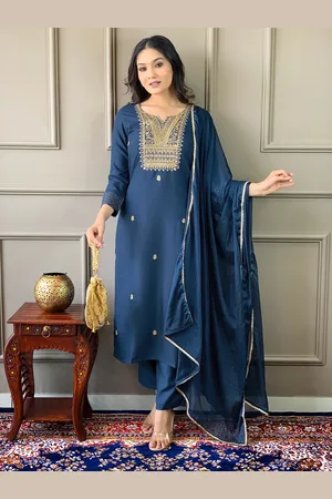 choiceit Women Floral Embroidered Regular Sequinned Kurta with Pyjamas & With Dupatta