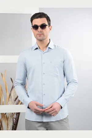 Crimsoune Club Men Classic Slim Fit Spread Collar Textured Cotton Casual Shirt