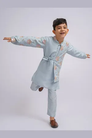 Vastramay Boys Floral Embroidered Regular Kurta with Pyjamas