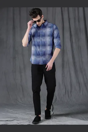 WROGN Men Blue & White Slim Fit Checked Casual Shirt