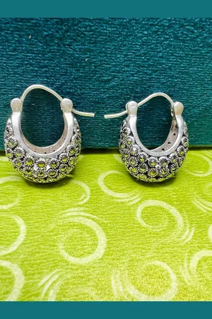 ARTE Oval Drop Earrings