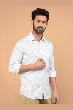 Crimsoune Club Men Classic Slim Fit Spread Collar Abstract Printed Cotton Casual Shirt