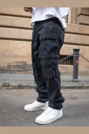Powerlook Men Loose Fit Mid-Rise Cotton Cargos Trousers