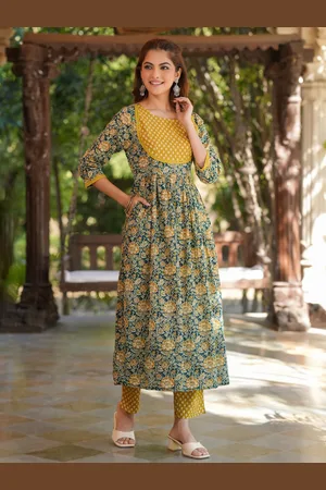 Janasya Floral Printed Pure Cotton A-line Kurta with Trousers