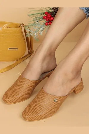 Elle Textured Casual Block Mules